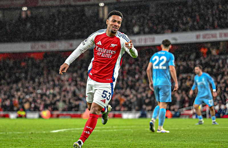 Arsenal áp dụng ‘bài toán Saliba’ để nuôi dưỡng Ethan Nwaneri