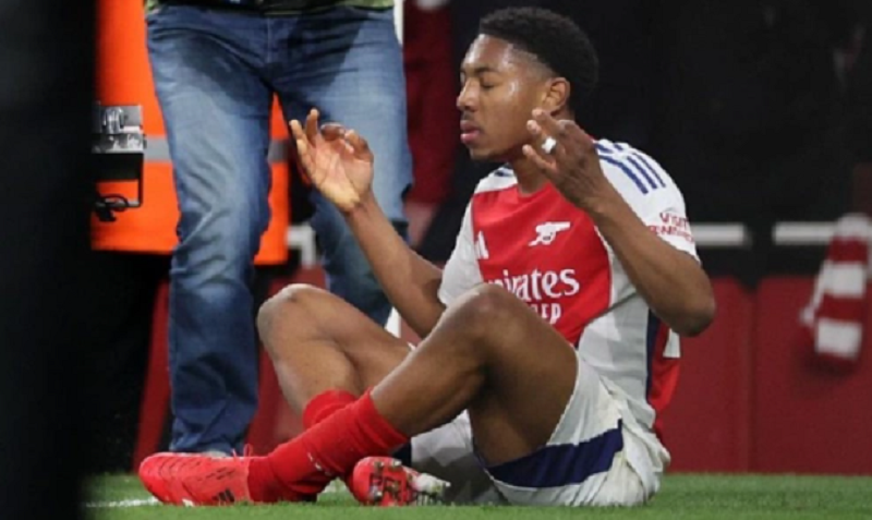 Arteta nên trao lại tuyến giữa cho Lewis-Skelly